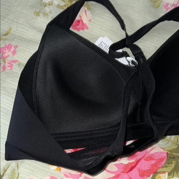 Lululemon Black Sports Bra medium support